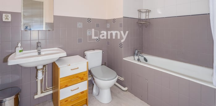 Image 4 sur 9 - Appartement  ·  Vente · Dijon (21000) · 1 pièce · 37m²