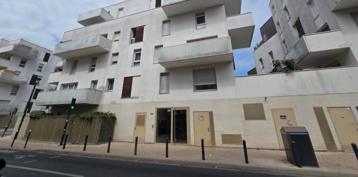 Image 6 sur 8 - Appartement  ·  Vente · Romainville (93230) · 2 pièces · 48m²