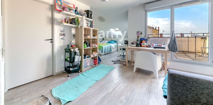 Image 2 sur 16 - Appartement  ·  Vente · Lyon (69007) · 2 pièces · 29m²