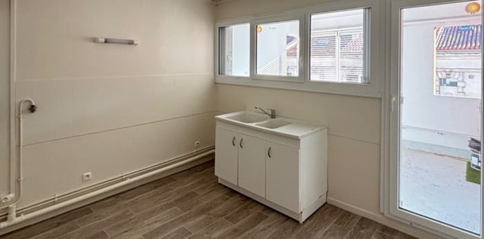 Image 2 sur 9 - Appartement  ·  Vente · Angouleme (16000) · 4 pièces · 77m²