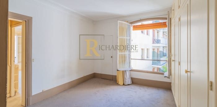 Image 9 sur 14 - Appartement  ·  Vente · Neuilly Sur Seine (92200) · 4 pièces · 84m²