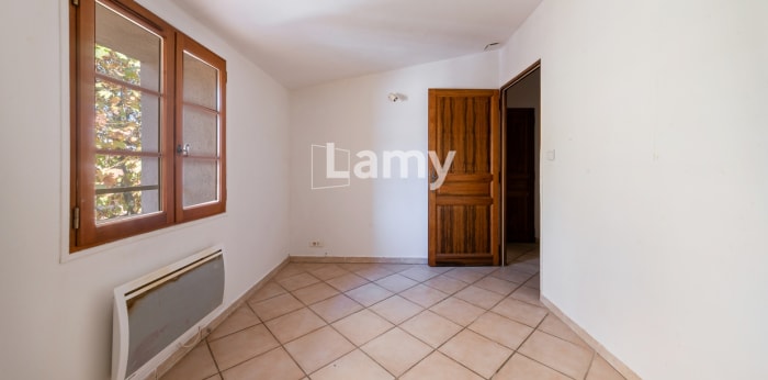 Image 9 sur 12 - Appartement  ·  Vente · Salon De Provence (13300) · 3 pièces · 62m²