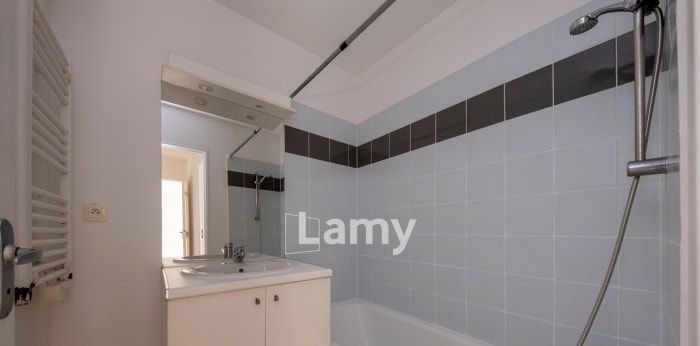 Image 7 sur 8 - Appartement  ·  Vente · Leguevin (31490) · 2 pièces · 48m²