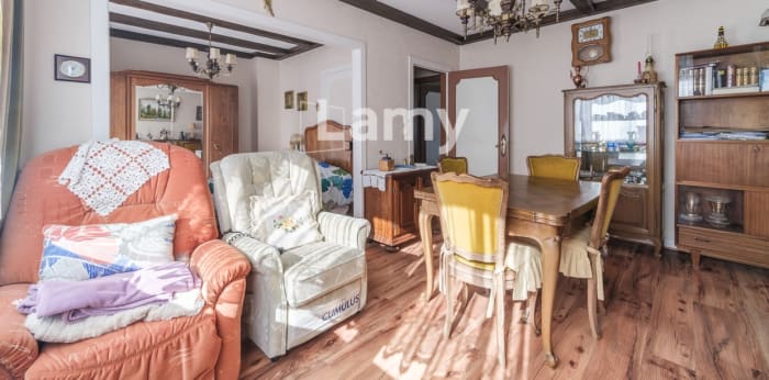 Image 2 sur 9 - Maison/villa  ·  Vente · Munster (68140) · 4 pièces · 87m²