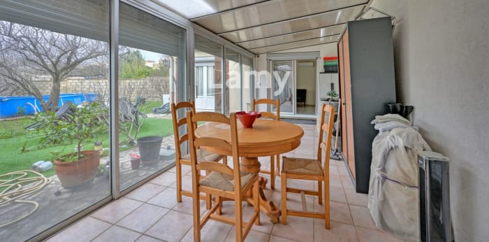 Image 3 sur 8 - Maison/villa  ·  Vente · Nimes (30900) · 5 pièces · 136m²