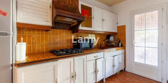 Image 5 sur 15 - Maison/villa  ·  Vente · Marseille (13011) · 4 pièces · 63m²