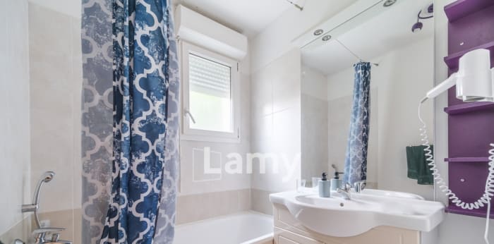 Image 6 sur 7 - Appartement  ·  Vente · St Louis (68300) · 45m²