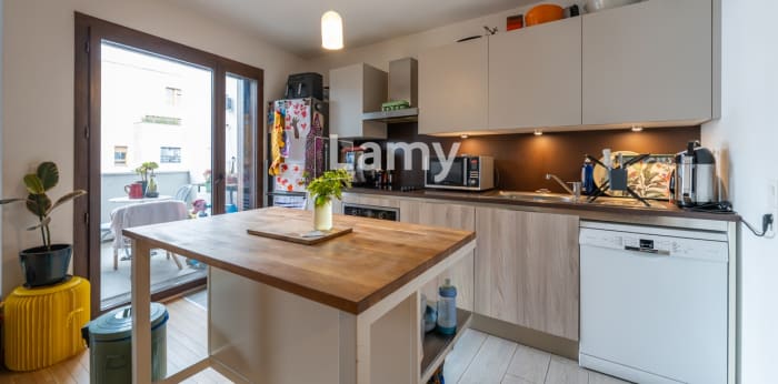 Image 4 sur 11 - Appartement  ·  Vente · Pantin (93500) · 3 pièces · 71m²