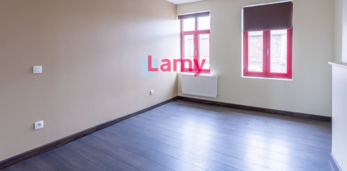 Image 13 sur 13 - Immeuble  ·  Vente · Famars (59300) · 170m²