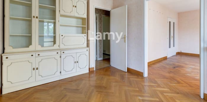 Image 3 sur 8 - Appartement  ·  Vente · Reims (51100) · 4 pièces · 70m²
