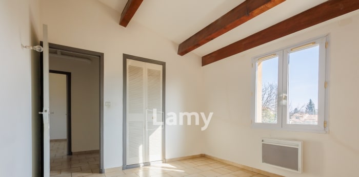 Image 13 sur 14 - Maison/villa  ·  Vente · Orange (84100) · 5 pièces · 107m²