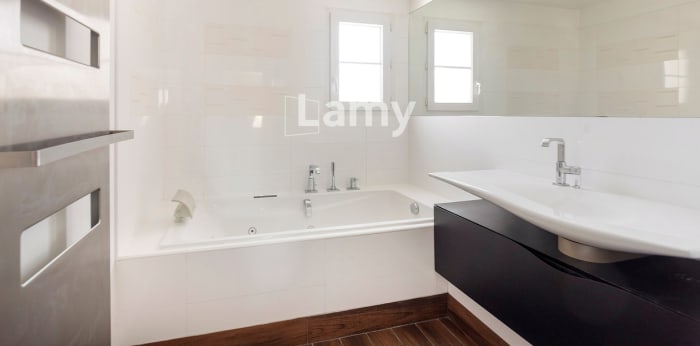 Image 15 sur 17 - Maison/villa  ·  Vente · Ballainvilliers (91160) · 8 pièces · 262m²