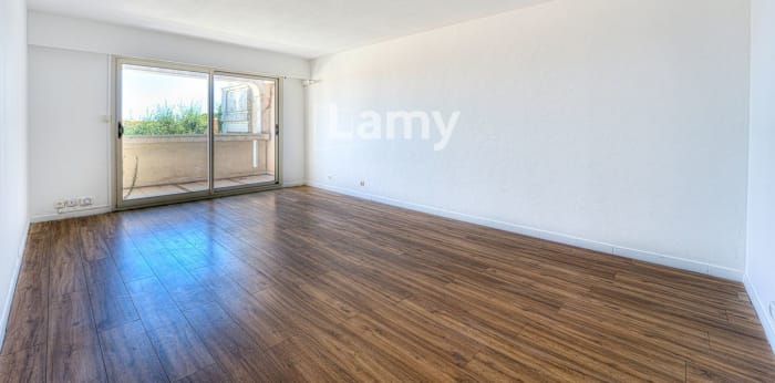 Image 2 sur 13 - Appartement  ·  Vente · Nice (06200) · 4 pièces · 85m²