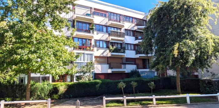 Image 7 sur 9 - Appartement  ·  Vente · Le Chesnay Rocquencourt (78150) · 2 pièces · 55m²