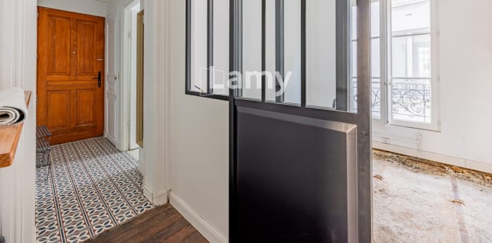 Image 8 sur 11 - Appartement  ·  Vente · Paris (75018) · 2 pièces · 27m²