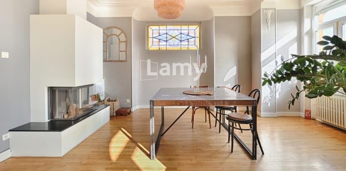 Image 7 sur 24 - Maison/villa  ·  Vente · Thionville (57100) · 9 pièces · 202m²