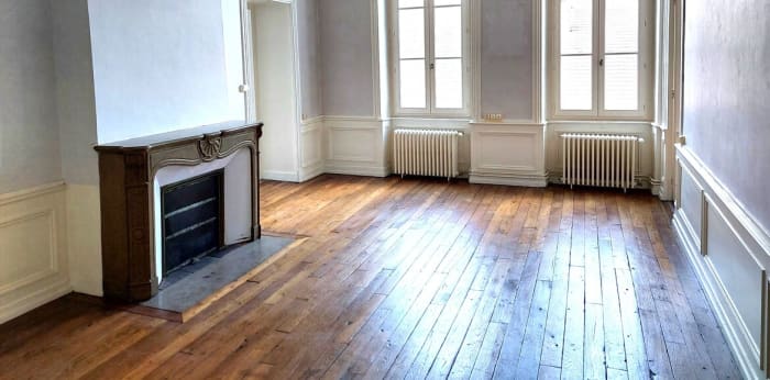 Image 8 sur 9 - Appartement  ·  Vente · Chalon Sur Saone (71100) · 6 pièces · 229m²