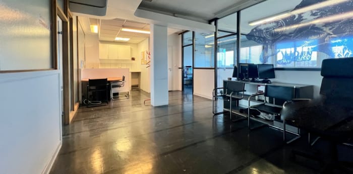 Image 4 sur 8 - Bureaux  ·  Vente · Strasbourg (67000) · 5 pièces · 134m²