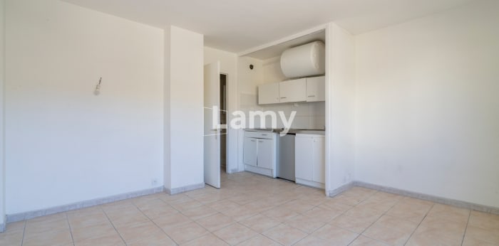 Image 3 sur 10 - Appartement  ·  Vente · Marseille (13010) · 1 pièce · 24m²