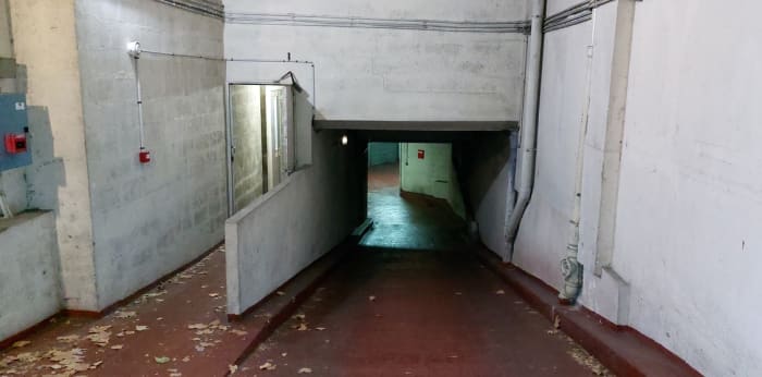 Image 3 sur 6 - Parking/box  ·  Vente · Paris (75017) · 12m²