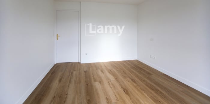 Image 7 sur 11 - Appartement  ·  Vente · La Roche Sur Yon (85000) · 3 pièces · 65m²