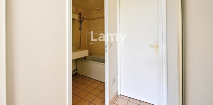 Image 5 sur 10 - Appartement  ·  Vente · Meulan En Yvelines (78250) · 1 pièce · 29m²