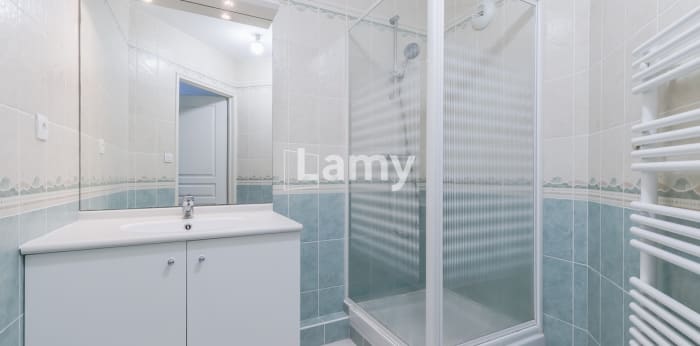 Image 6 sur 9 - Appartement  ·  Vente · Les Sables D Olonne (85100) · 1 pièce · 32m²