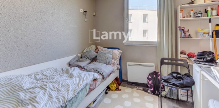 Image 2 sur 4 - Appartement  ·  Vente · Lille (59800) · 1 pièce · 14m²