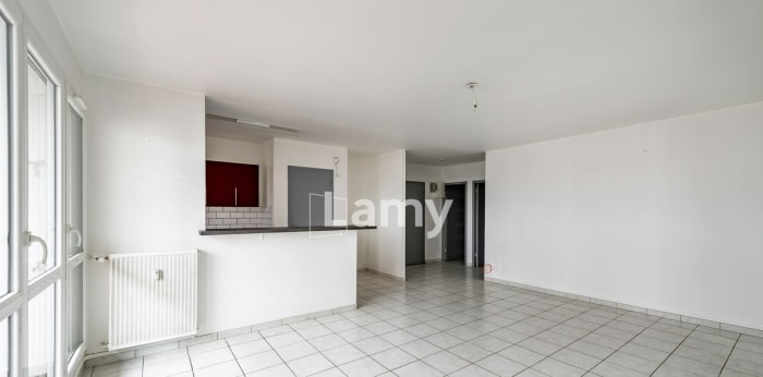 Image 5 sur 11 - Appartement  ·  Vente · Angouleme (16000) · 4 pièces · 85m²