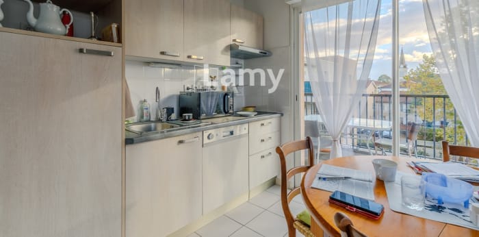 Image 8 sur 11 - Appartement  ·  Vente · Mions (69780) · 3 pièces · 64m²