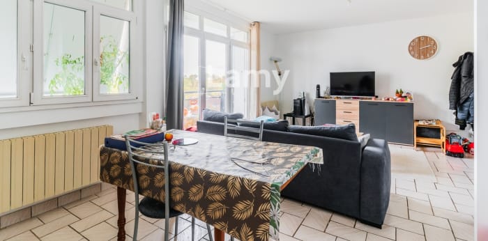 Image 4 sur 8 - Appartement  ·  Vente · Montigny Les Metz (57950) · 5 pièces · 89m²