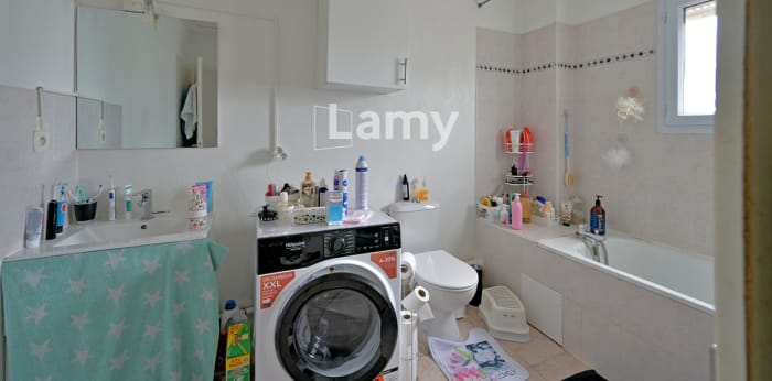 Image 11 sur 16 - Maison/villa  ·  Vente · Nimes (30000) · 4 pièces · 94m²