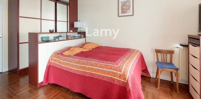 Image 4 sur 8 - Appartement  ·  Vente · Paris (75011) · 2 pièces · 57m²