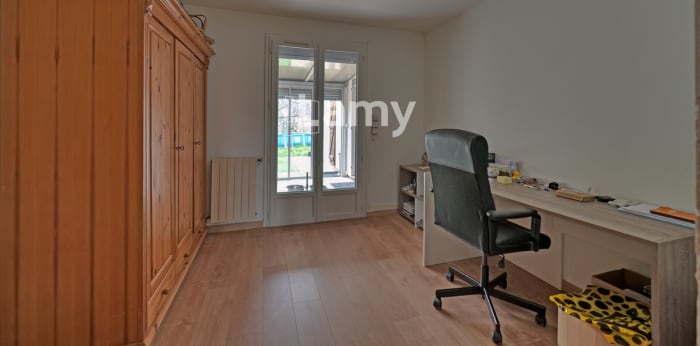 Image 5 sur 8 - Maison/villa  ·  Vente · Nimes (30900) · 5 pièces · 136m²