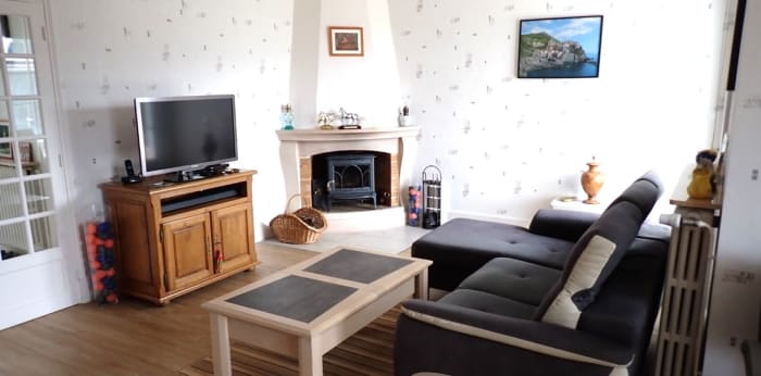 Image 4 sur 15 - Maison/villa  ·  Vente · St Leger Sur Dheune (71510) · 6 pièces · 196m²