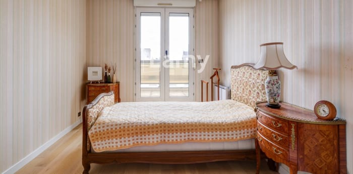 Image 13 sur 16 - Appartement  ·  Vente · Reims (51100) · 4 pièces · 92m²