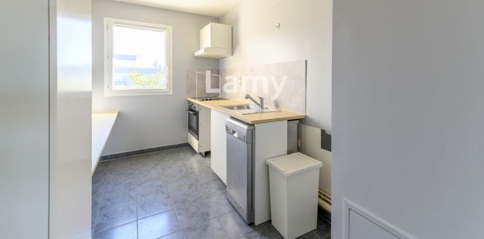 Image 4 sur 8 - Appartement  ·  Vente · Montevrain (77144) · 4 pièces · 76m²