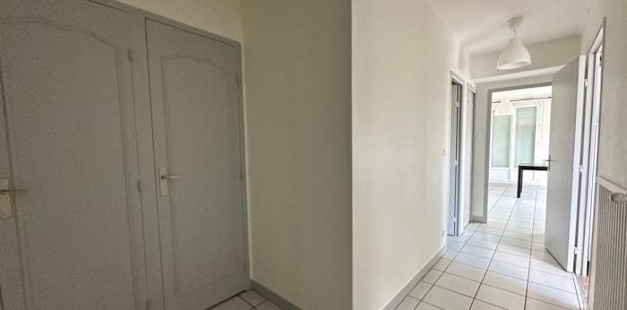Image 6 sur 10 - Appartement  ·  Vente · Montargis (45200) · 1 pièce · 34m²