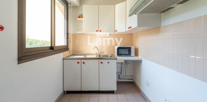Image 4 sur 8 - Appartement  ·  Vente · Chaville (92370) · 2 pièces · 45m²