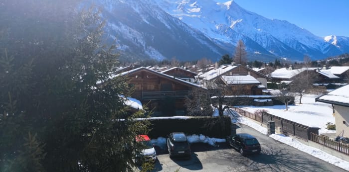 Image 2 sur 9 - Appartement  ·  Vente · Chamonix Mont Blanc (74400) · 2 pièces · 65m²