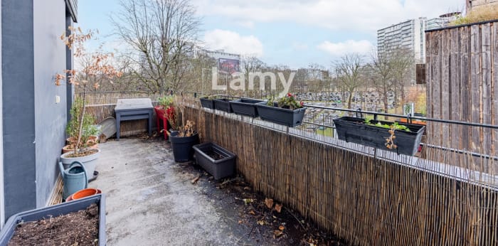 Image 1 sur 8 - Appartement  ·  Vente · Paris (75017) · 1 pièce · 40m²