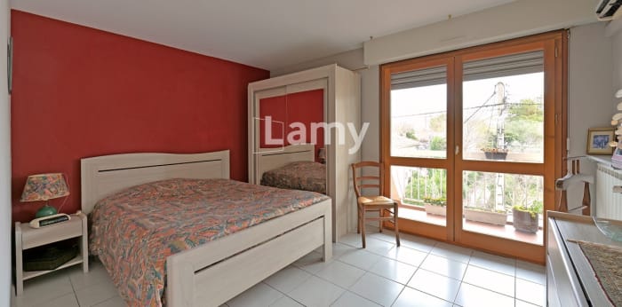 Image 4 sur 8 - Appartement  ·  Vente · Nimes (30000) · 4 pièces · 79m²