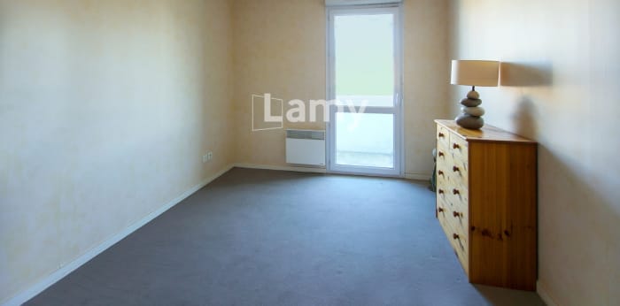 Image 7 sur 10 - Appartement  ·  Vente · La Roche Sur Yon (85000) · 3 pièces · 67m²