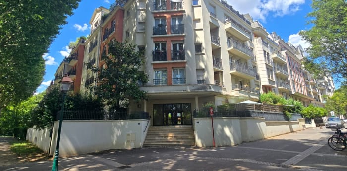 Image 1 sur 8 - Appartement  ·  Vente · St Maurice (94410) · 2 pièces · 47m²