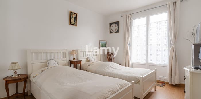 Image 7 sur 9 - Appartement  ·  Vente · Benerville Sur Mer (14910) · 3 pièces · 65m²