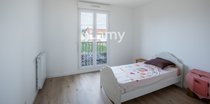 Image 4 sur 6 - Appartement  ·  Vente · Franconville La Garenne (95130) · 3 pièces · 63m²