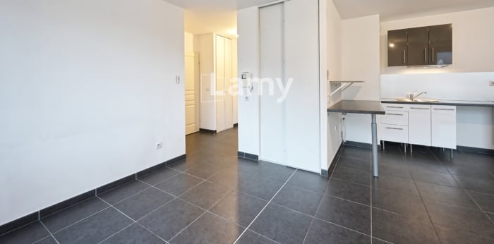 Image 6 sur 13 - Appartement  ·  Vente · Poisat (38320) · 2 pièces · 47m²