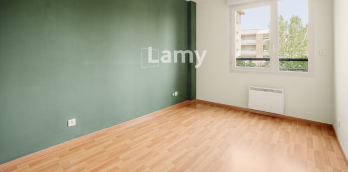 Image 6 sur 9 - Appartement  ·  Vente · St Fons (69190) · 3 pièces · 64m²