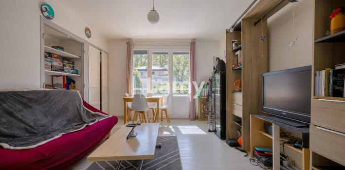 Image 1 sur 11 - Appartement  ·  Vente · Annecy (74000) · 4 pièces · 53m²