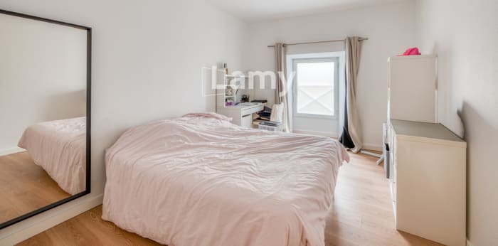 Image 4 sur 6 - Appartement  ·  Vente · Bordeaux (33000) · 2 pièces · 45m²